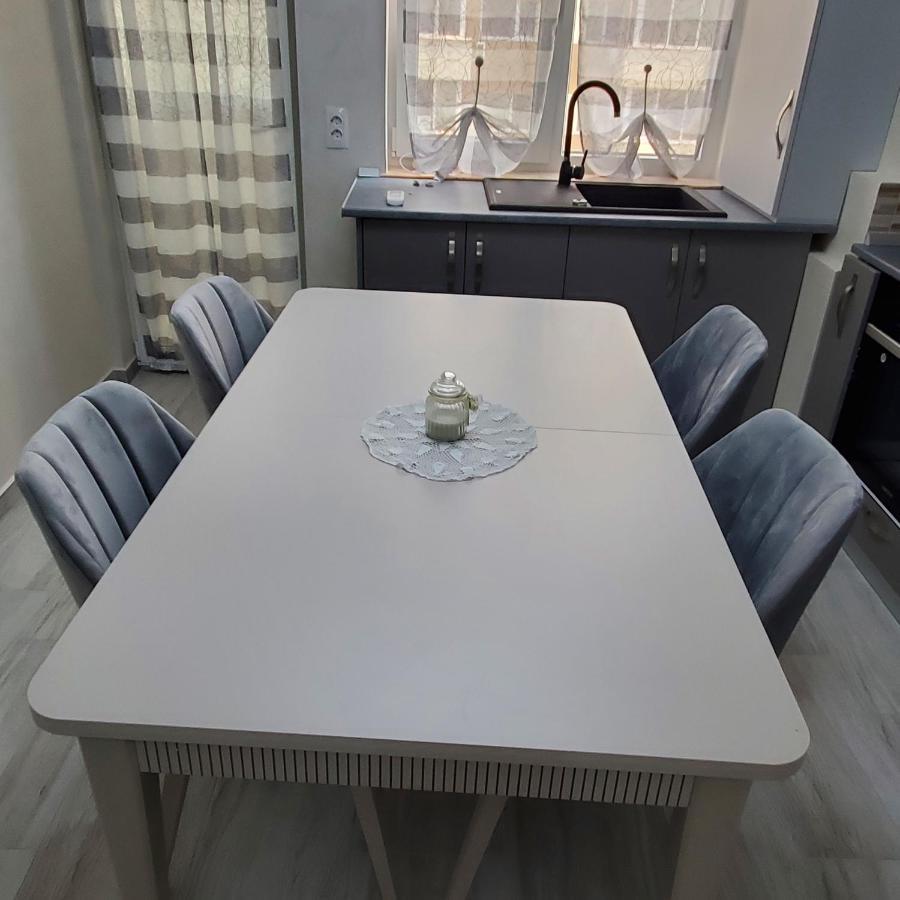 Luxury Apartament Bacovia باكاو المظهر الخارجي الصورة